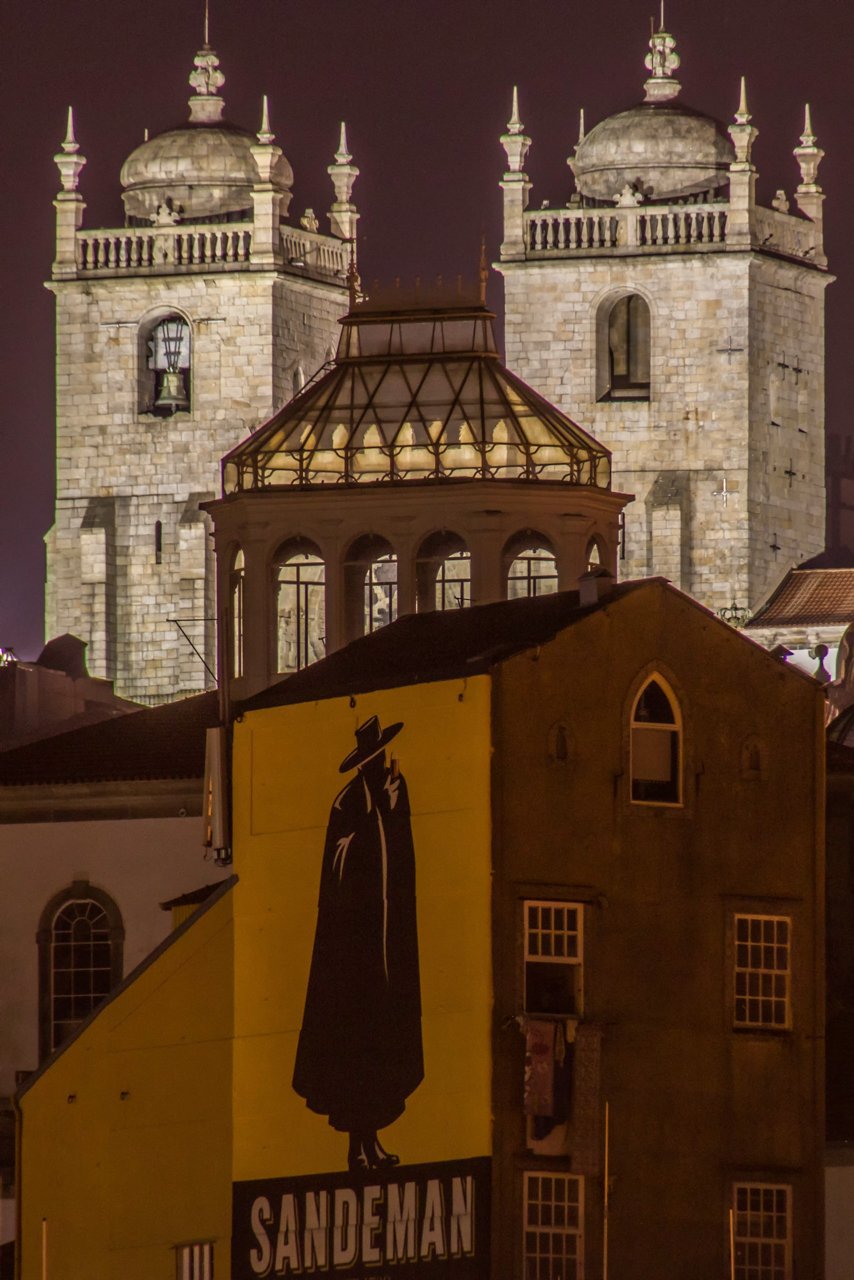 Porto-Cathedral-by-night