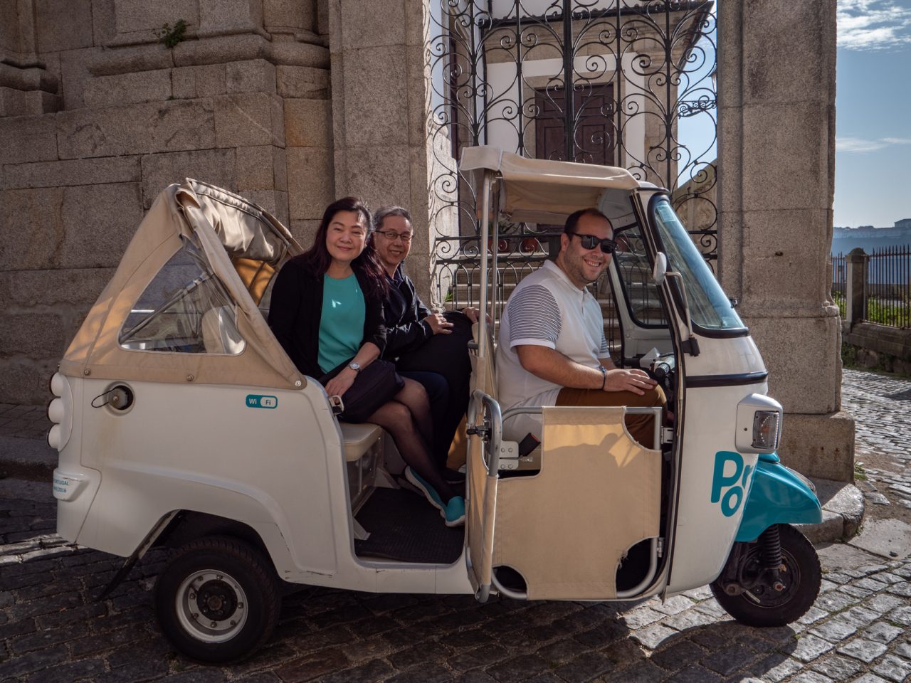 Porto Photo Tour TukTuk mix