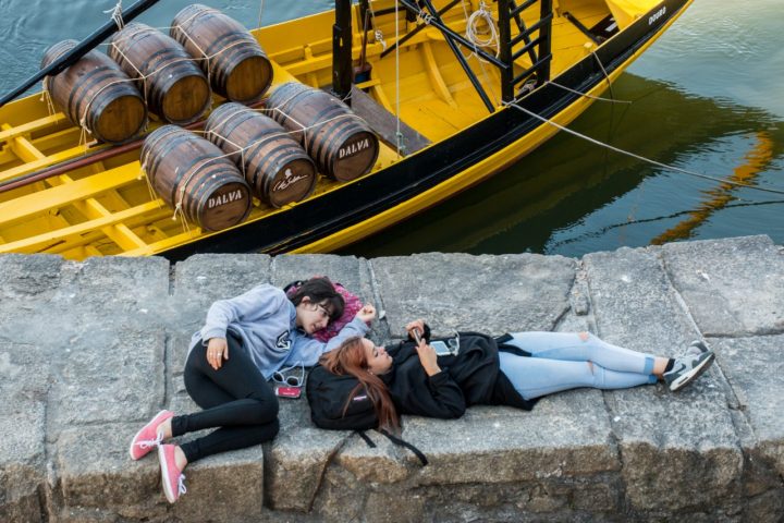 O barco rabêlo na ribeira do Porto